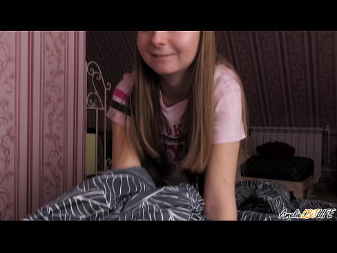 ❤️ Blondinka globoko sesa svojega prijatelja in dobi spermo v usta Fuck video na sl.fitorganic.top ❌❤